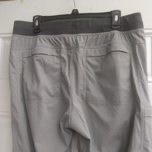 Lululemon  Men's Athletica Yoga/Jogger Pants